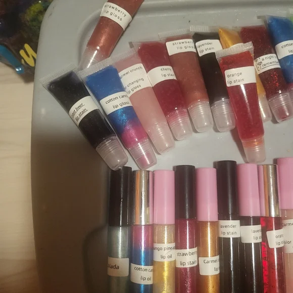 Lip Gloss/ Oil/ Stain Choose Your Flavor And What Type You Want - Picture 2 of 13
